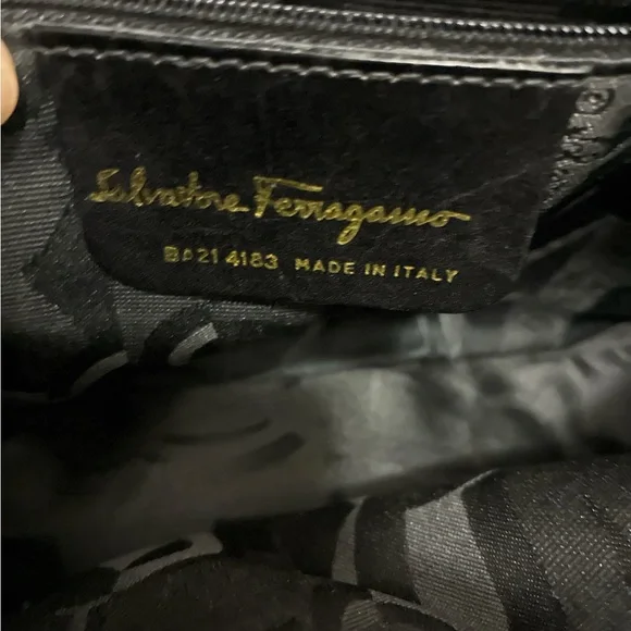 Salvatore Ferragamo Black Leather Bag - Picture 12 of 13